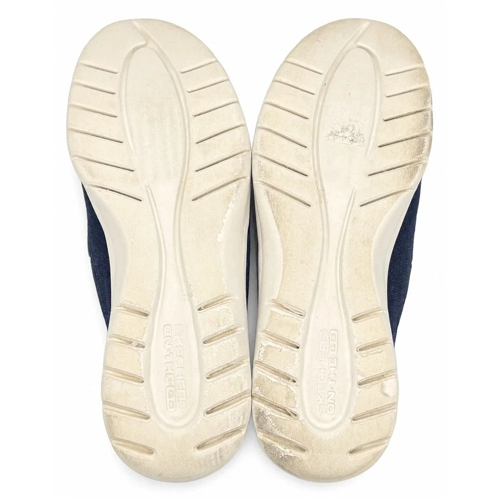 Skechers On-The-GO Flex Saltwater Women's Size 9 Navy Canvas Boat Shoes 136496